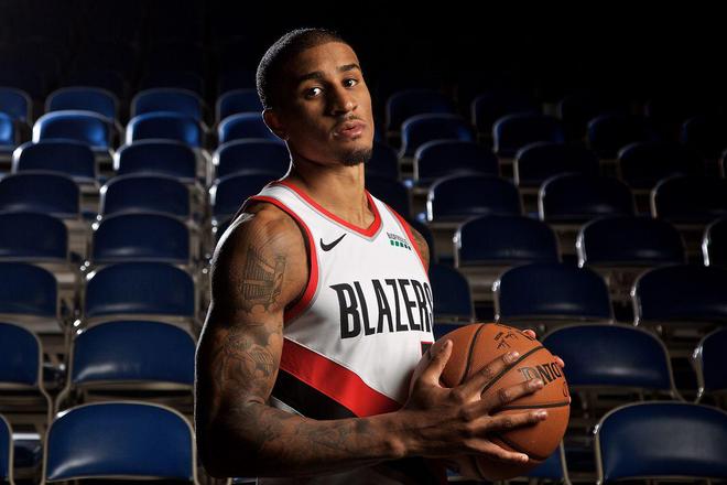 我们期待更 我们期待更