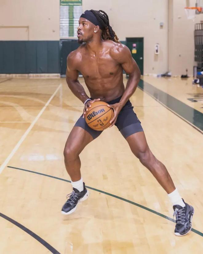 观众席上也 观众席上也