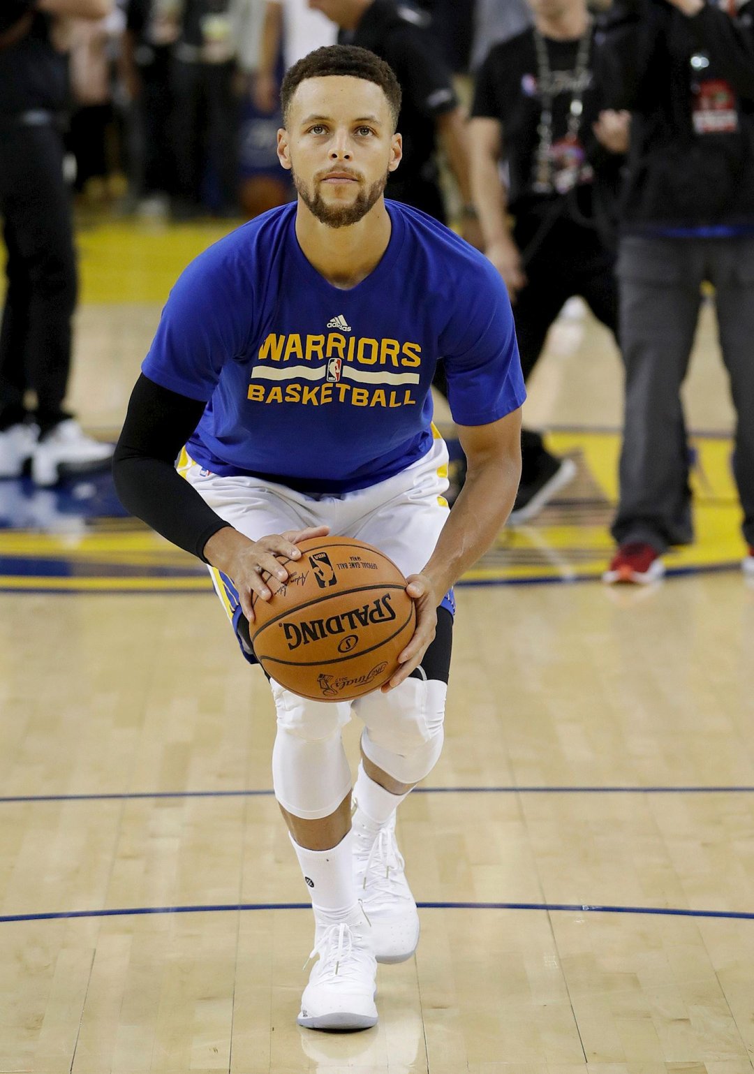 起数次反击 起数次反击