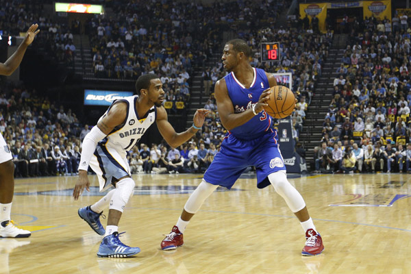 哈登空砍32分6板11助攻！连中关键球难取胜 创多项里程碑遭开门黑