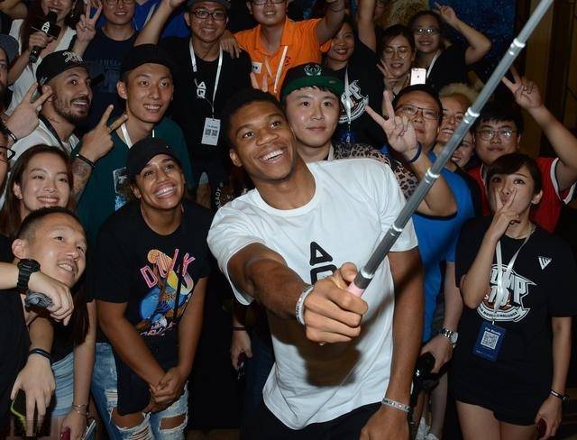 随后出现了 随后出现了